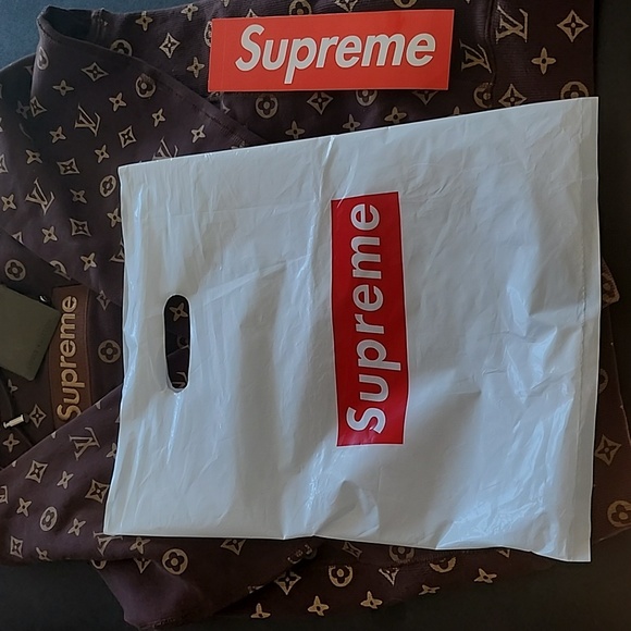 Supreme/ Louis Vuitton XL Very rare
